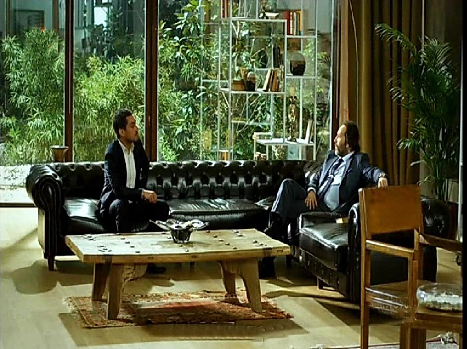 Kaçak dizisi,Rusyalının Ev dekorasyonu