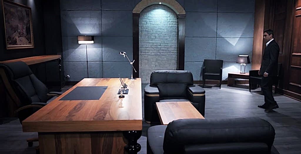 Kurtlar Vadisi Polat Alemdarın Ofis Dekorasyonu 