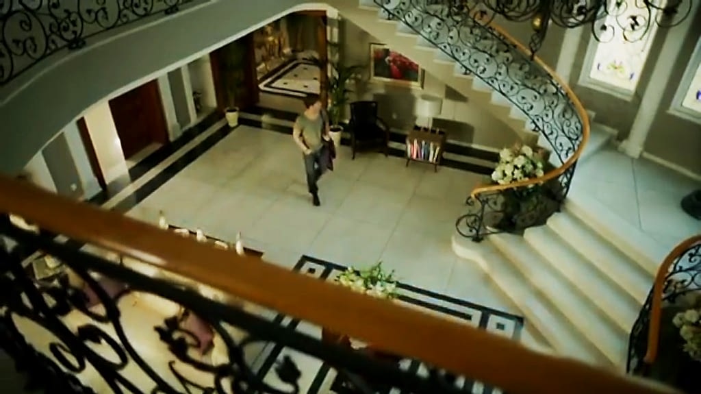 Medcezir dizisi Ev, Villa, Salon Üst Kattan Görünüş